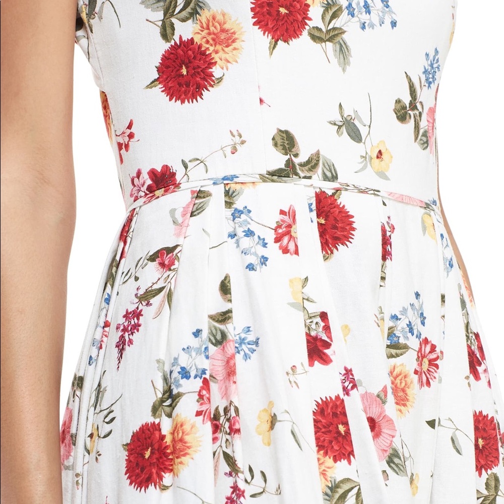 Gal Meets Glam NWT Floral Bow Dress - Picture 4 of 10